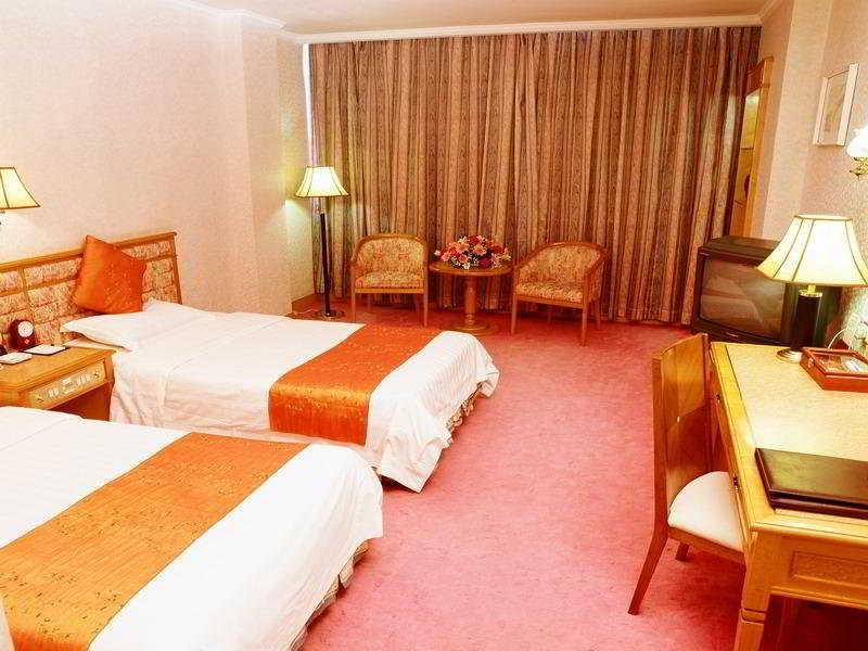 Golden City Hotel Foshan Bagian luar foto